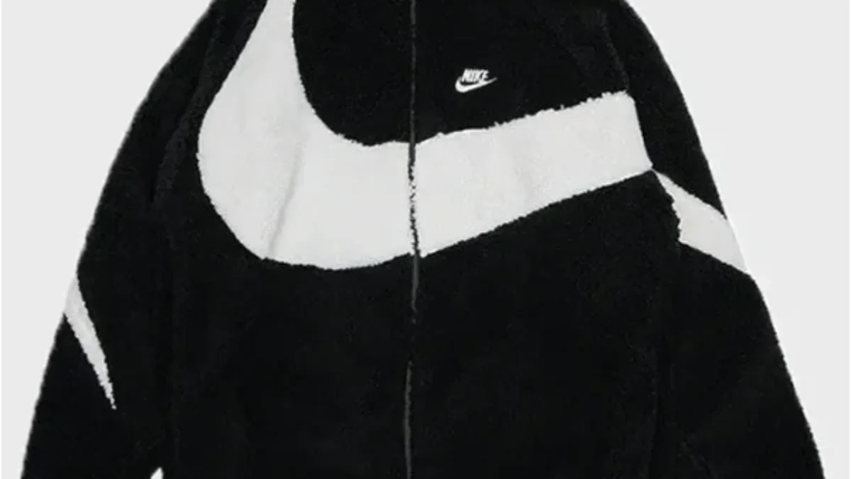 Nike big swoosh reversible fleece deals